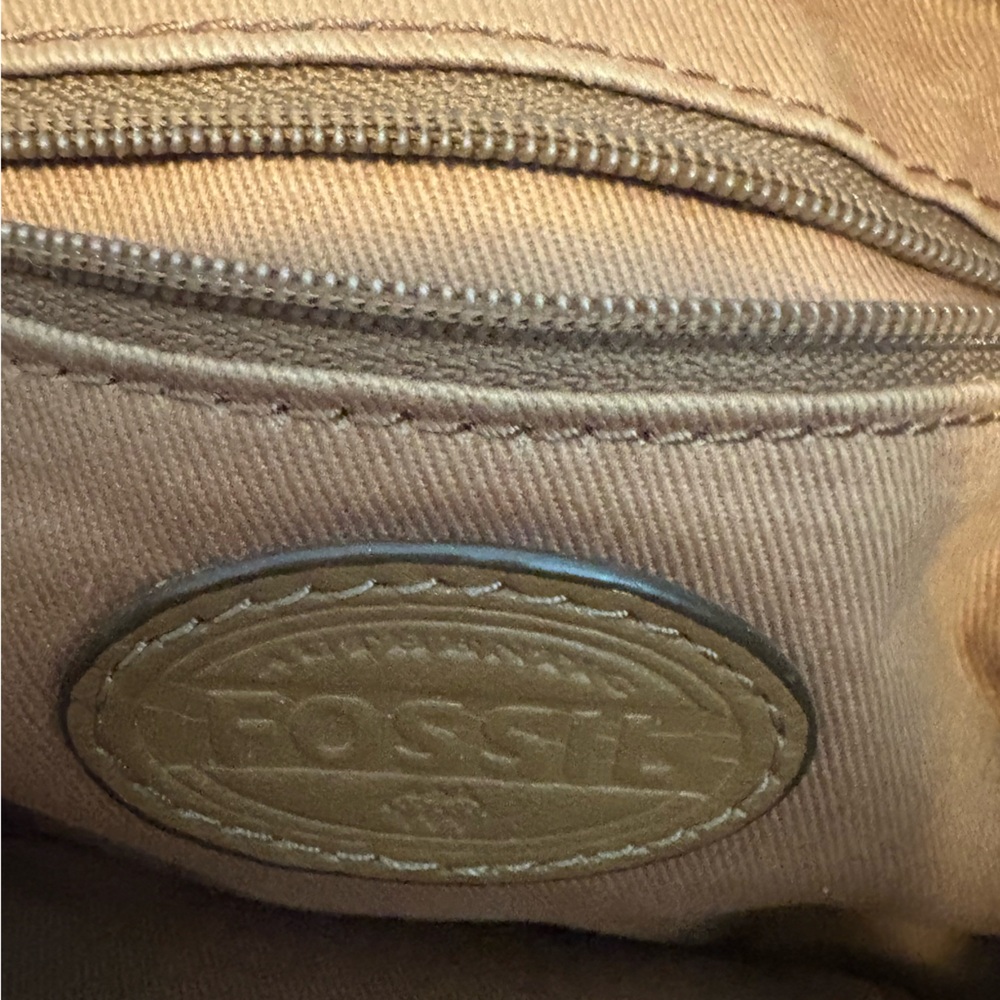 Fossil Light Brown Leather Small Crossbody Bag - Picture 5 of 6